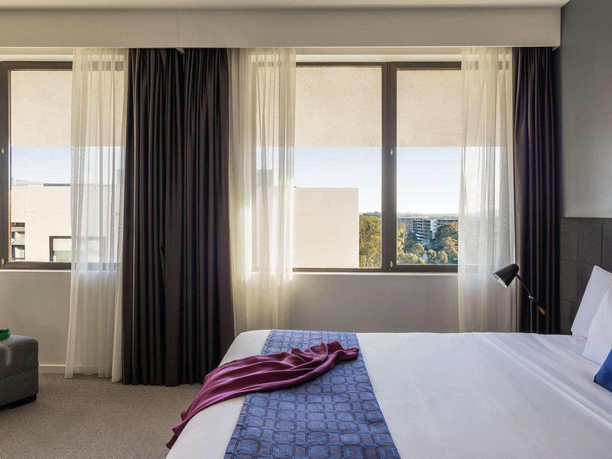 Deluxe King or Twin Suite